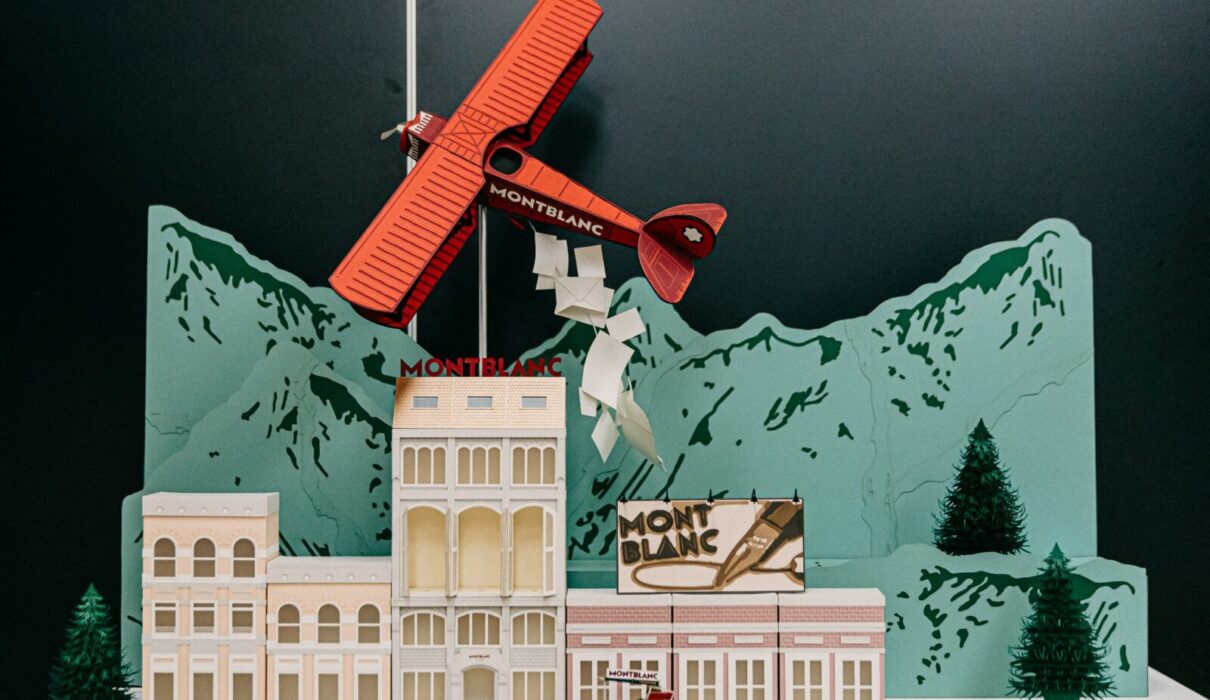 "A jornada de uma carta" celebra a herança de viagens da Montblanc